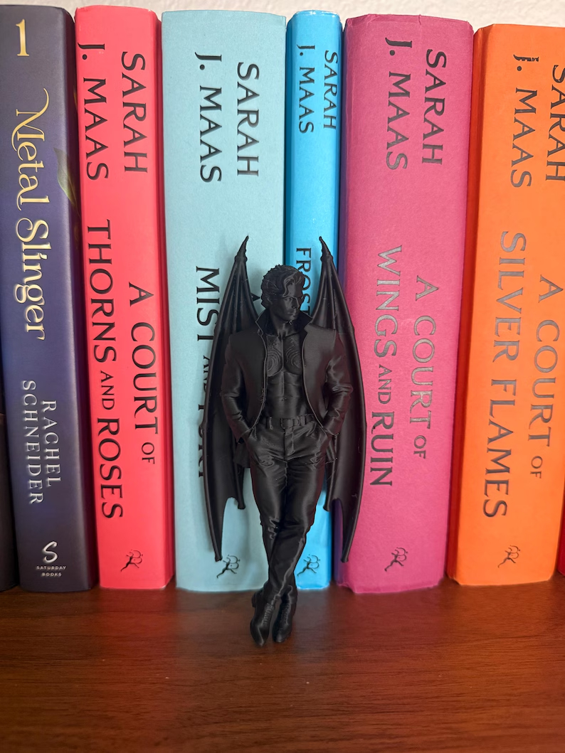 ACOTAR inspired Book Nook - Bookshelf Decor