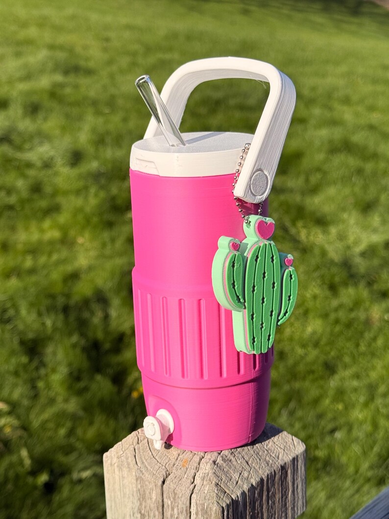 Viral 3D Printed Can Holder with Straw