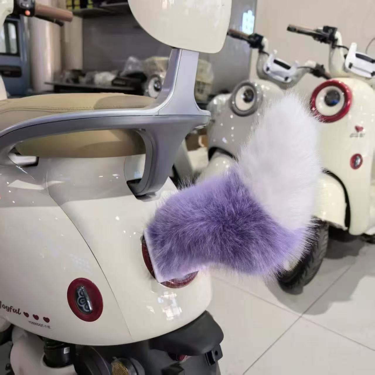 Sound-Activated Moving Tail for Electric Car, Car Ornament, Auto Modification Accessory