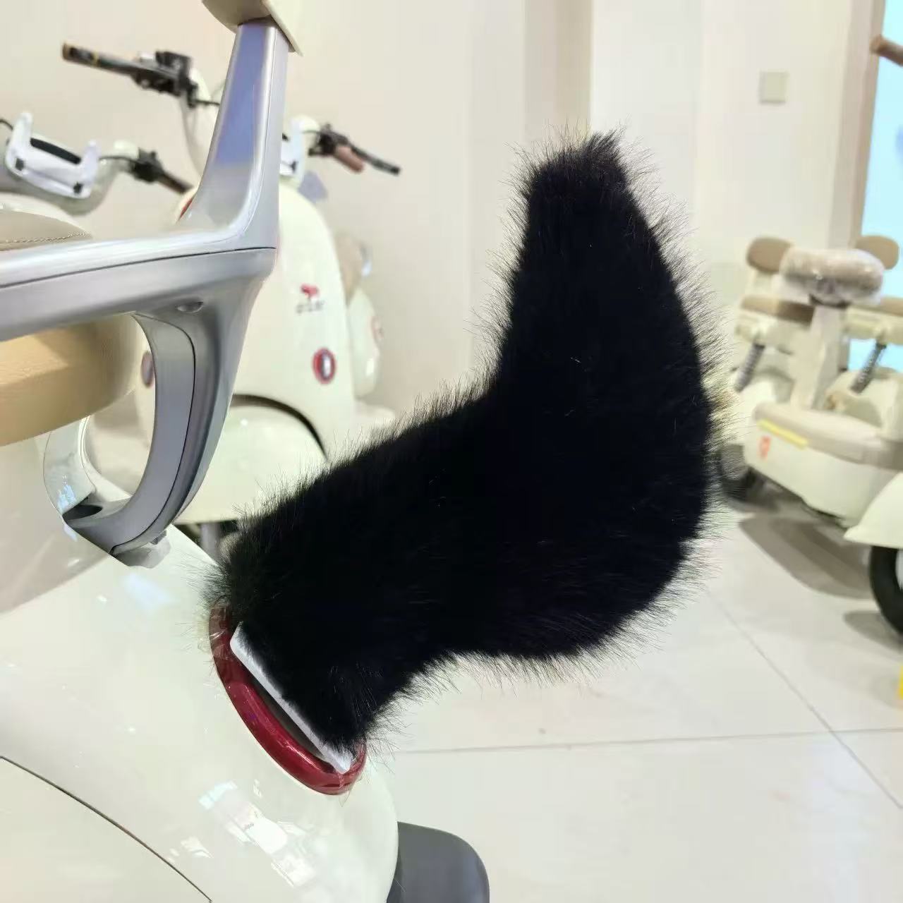 Sound-Activated Moving Tail for Electric Car, Car Ornament, Auto Modification Accessory