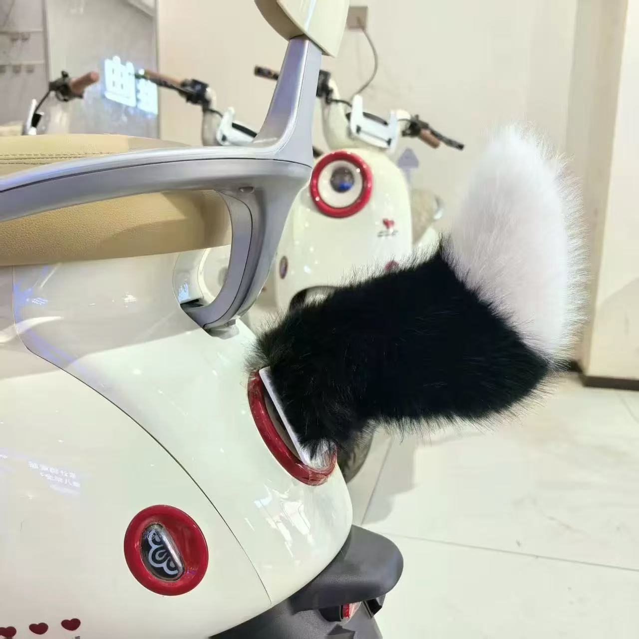 Sound-Activated Moving Tail for Electric Car, Car Ornament, Auto Modification Accessory