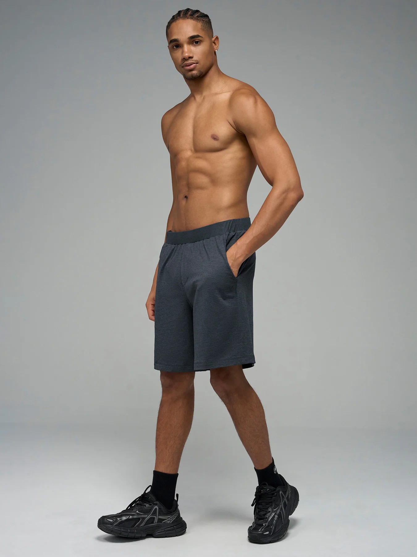 Casual Shorts 8"