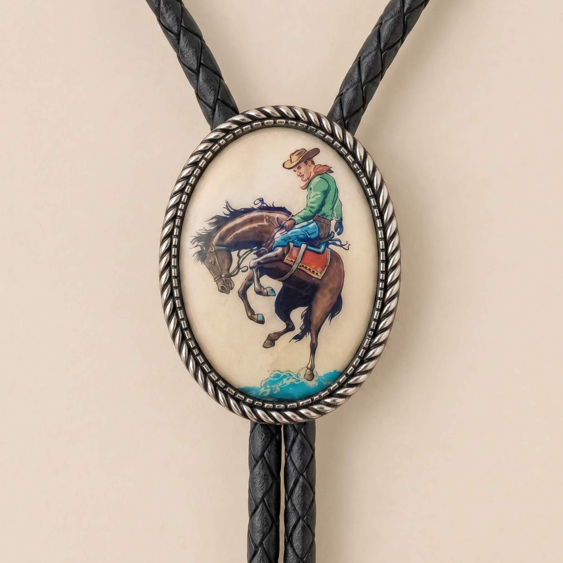frontiercraft-vintage-bronc-rider-cowboy-oval-western-bolo-tie-ornament-slide-front-view