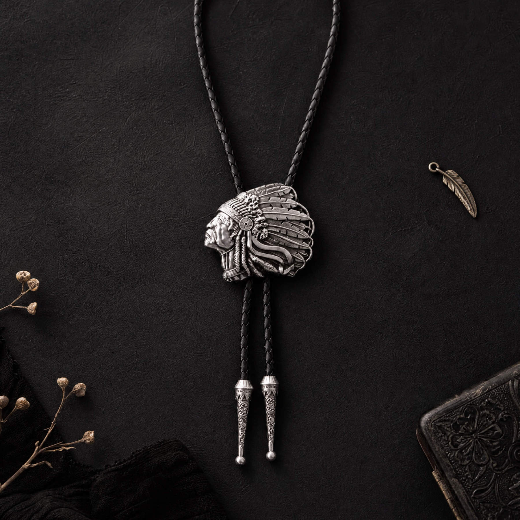 reliccraft-indian-chieftain-feather-war-bonnet-antique-silver-tone-zinc-alloy-western-bolo-tie-ornament-slide-front-view