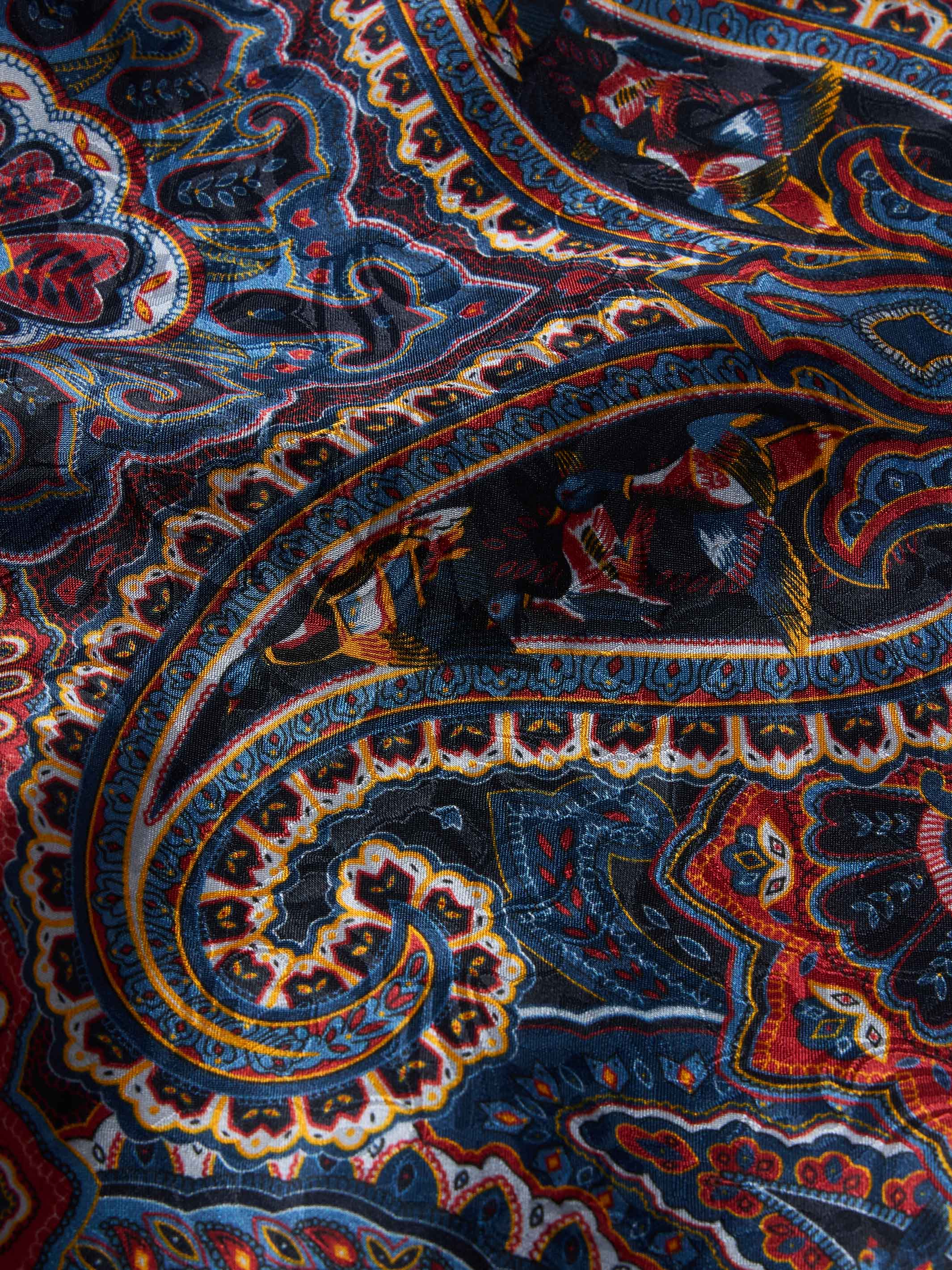 Paisley Wild Rags with Border-MesaThread