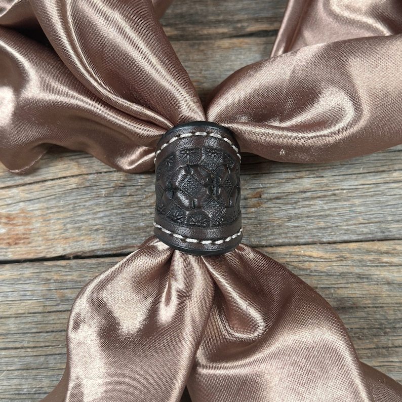 Dark Oil Honeycomb Leather Wild Rag Slide-MesaThread