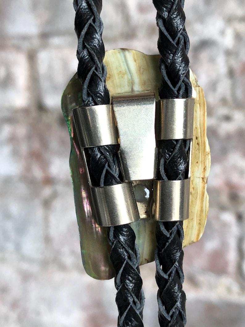 Abalone Shell Bolo Tie — Genuine New Zealand Paua Shell-MesaThread