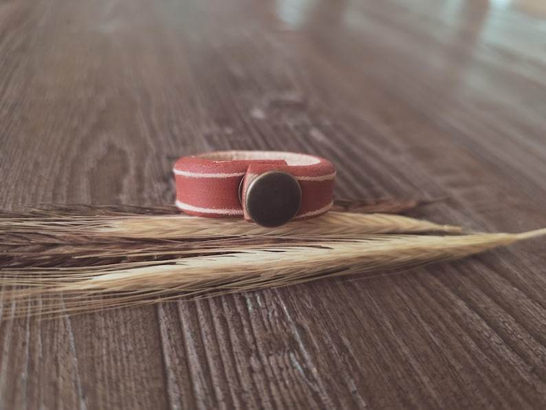 Tooled Leather Wild Rag Slide: Handmade Scarf & Bandana Keeper-MesaThread