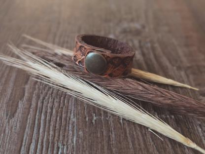 Leather Wild Rag Slide: Tooled Scarf & Bandana Keeper-MesaThread