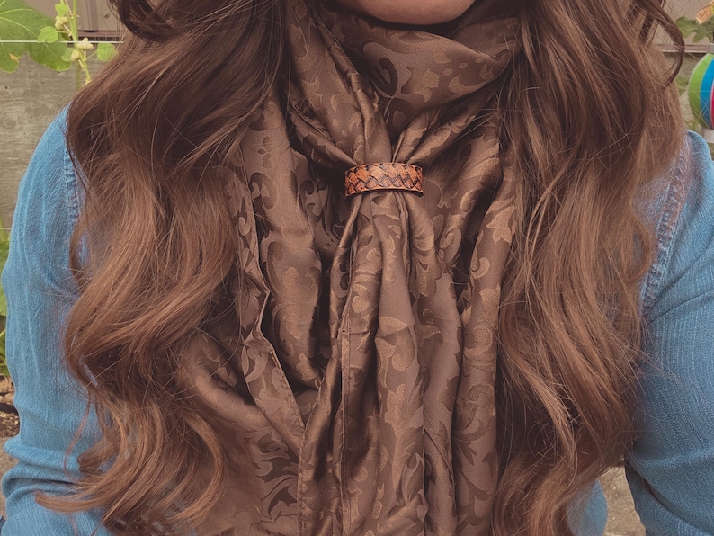 Leather Wild Rag Slide: Tooled Scarf & Bandana Keeper-MesaThread