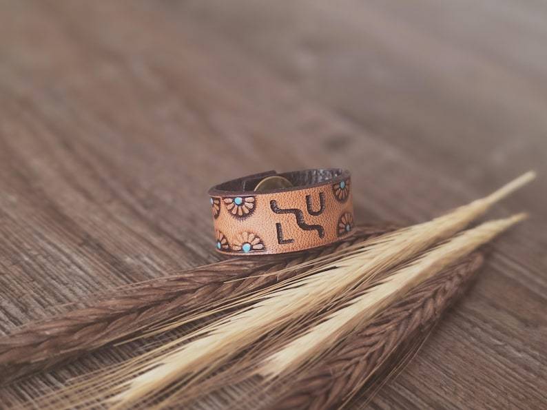 Personalized Leather Wild Rag Slide - Scarf & Bandana Keeper - Handmade Western Accessories-MesaThread