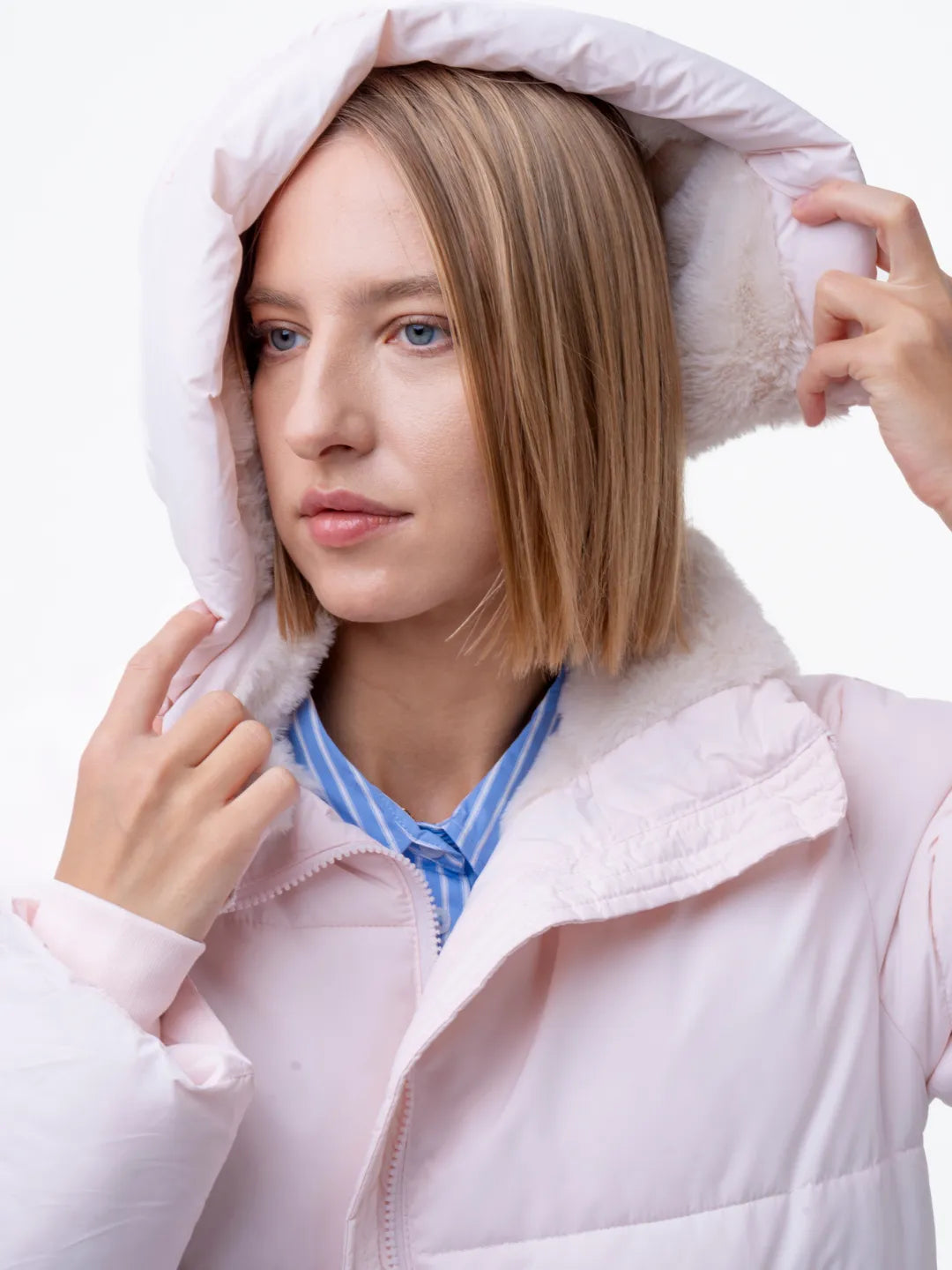 DD 🔥🔥Premium Faux Fur Lined Short Puffer Jackets with Removable Hood