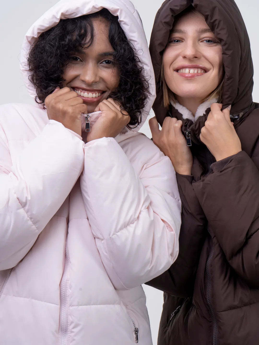 DD 🔥🔥Premium Faux Fur Lined Short Puffer Jackets with Removable Hood