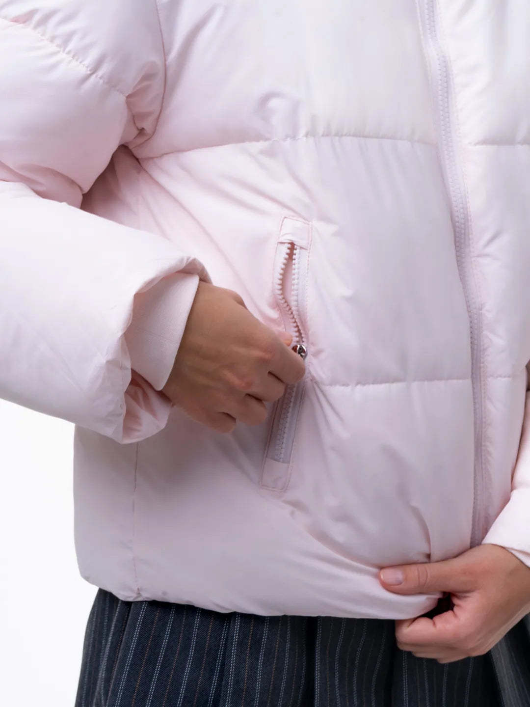 DD 🔥🔥Premium Faux Fur Lined Short Puffer Jackets with Removable Hood