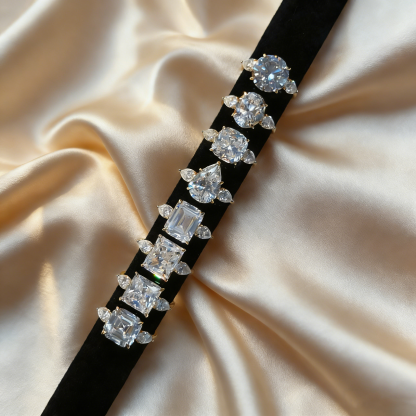 Bold&Chice 0.8-10CT Three-Stone Pear Side Moissanite Ring, S925 Silver Lab Created Diamond, Elegant Multi-Cut Statement Ring for Her