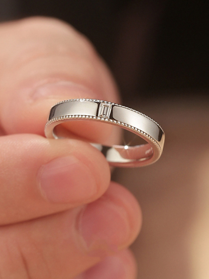 Bold&Chice Minimalist Milgrain Moissanite Wedding Band, Single Baguette Stone, Unisex S925 Silver Lab Created Diamond Ring 0.2CT