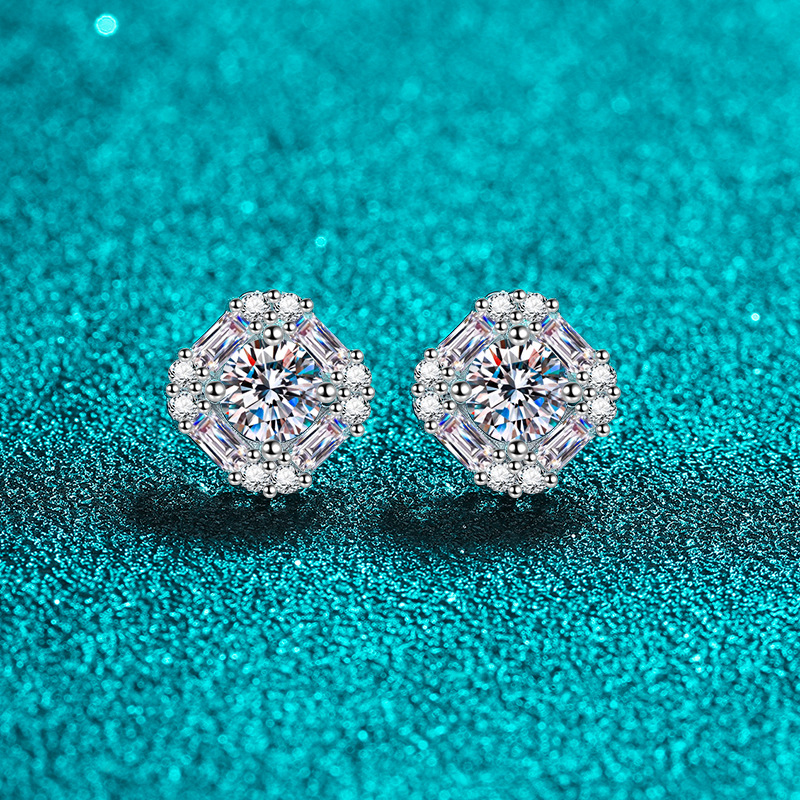 Bold&Chice Viral Sugar Cube Cut Jewelry Moissanite Jewelry Set (Necklace + Earrings), Lab Grown Diamond Alternative, Trending Halo Pendant & Stud Set for Her