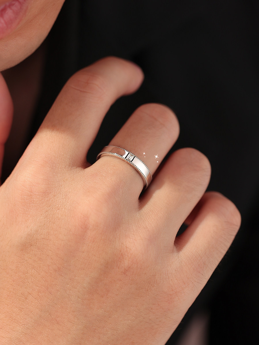 Bold&Chice Minimalist Milgrain Moissanite Wedding Band, Single Baguette Stone, Unisex S925 Silver Lab Created Diamond Ring 0.2CT