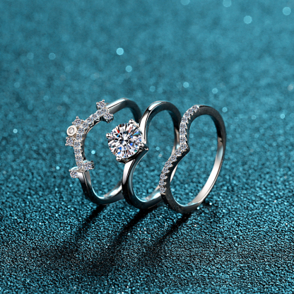 Bold&Chice 3-Piece Stackable Moissanite Ring Set, 0.8CT Round Lab Created Diamond Engagement Ring with Wedding Bands for Women