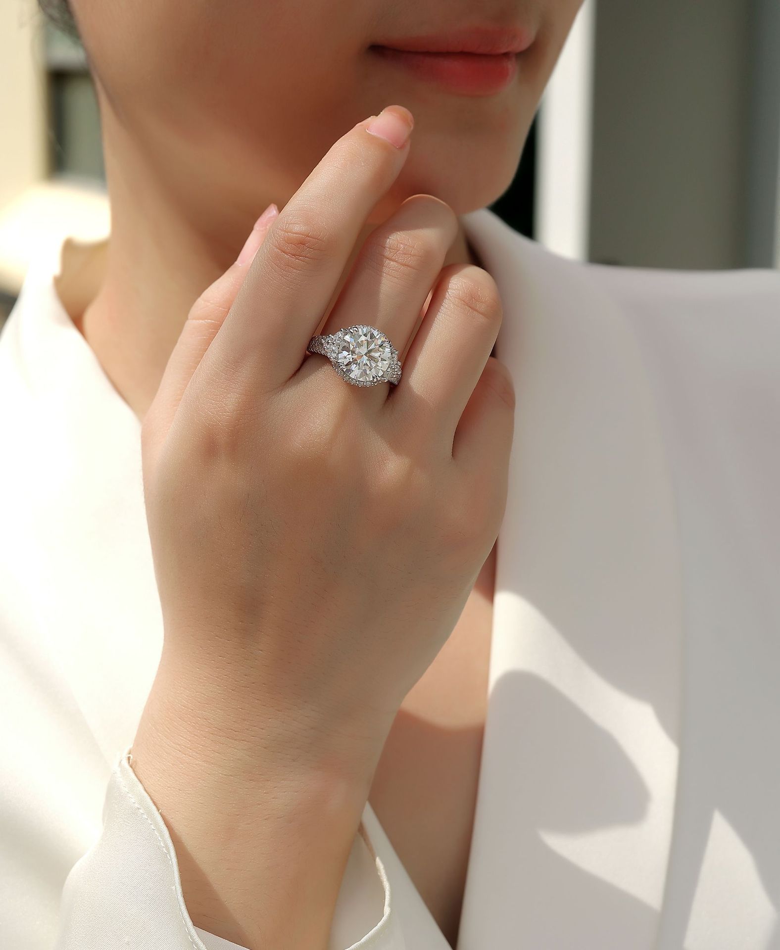 Bold&Chice 5CT Large Halo Moissanite Ring, Lab Created Engagement Ring, Pave Statement Ring for Women