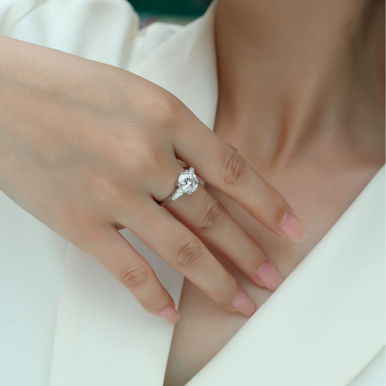 Bold&Chice 3CT Round Moissanite Engagement Ring, Three Stone Baguette Accents, S925 Silver Lab Created Diamond Promise Ring for Women