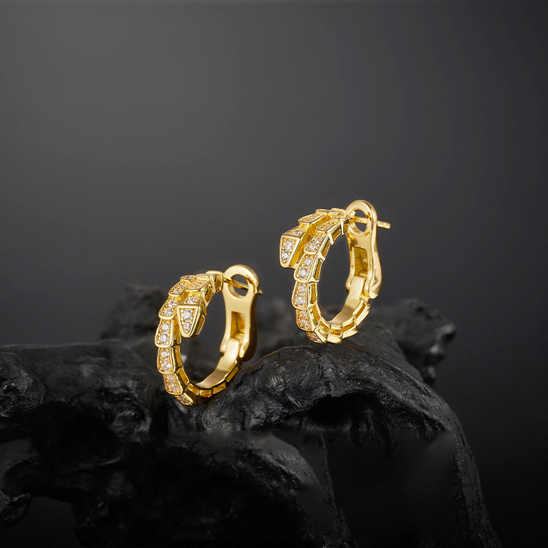 Bold&Chice Luxury Serpentine Pave Moissanite Huggie Earrings, S925 Silver Lab Grown Diamond , Shiny Snake Statement Earrings for Her