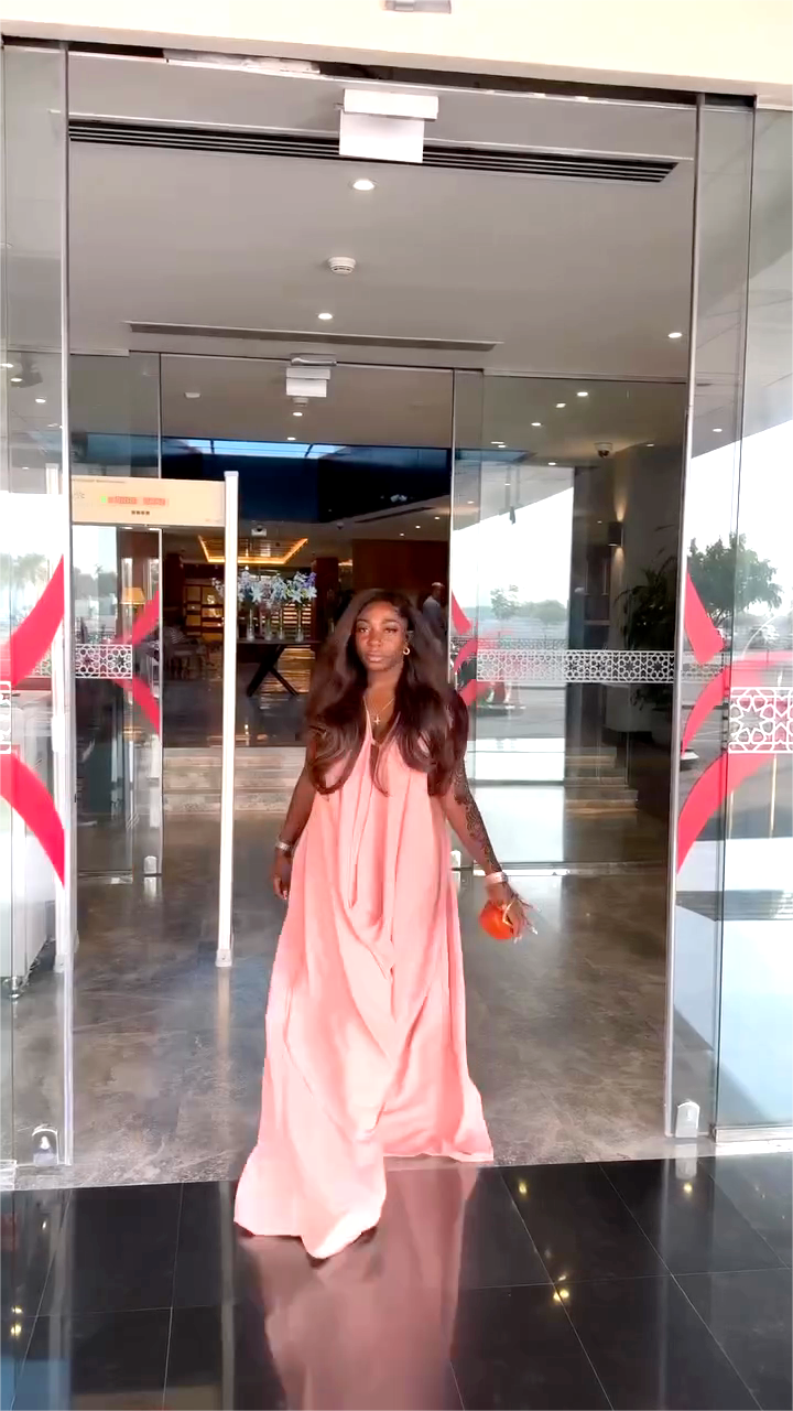 Ruffled backless top and wide-leg pants set