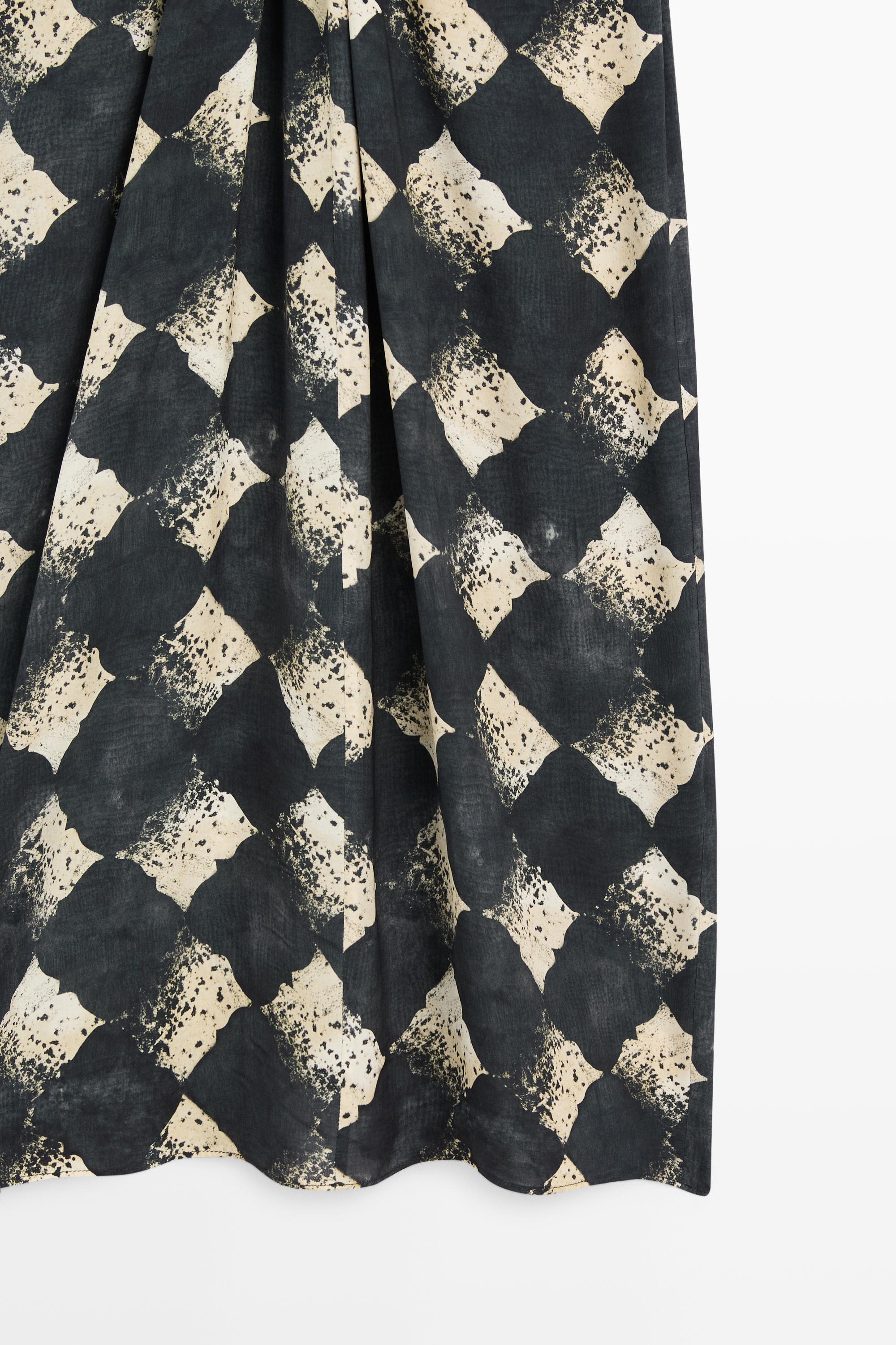 Black Geometric Print V-Neck Belted Kaftan Dress