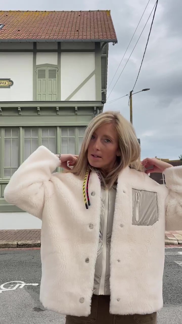 Apricot fake two piece coat