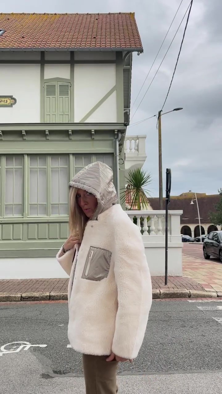 Apricot fake two piece coat