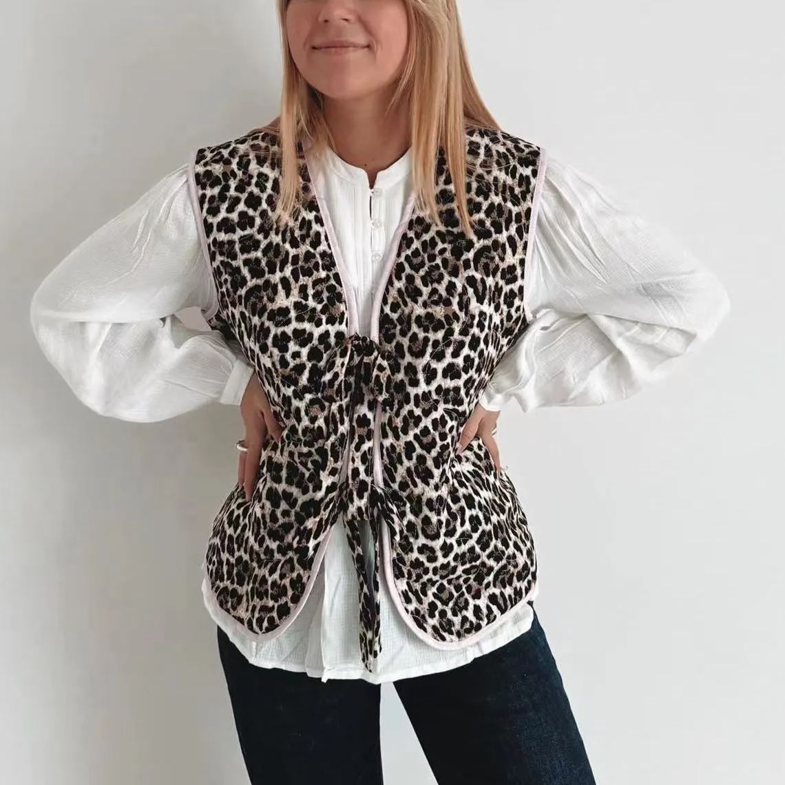 Leopard Print And Bow Waistcoat-Massicos