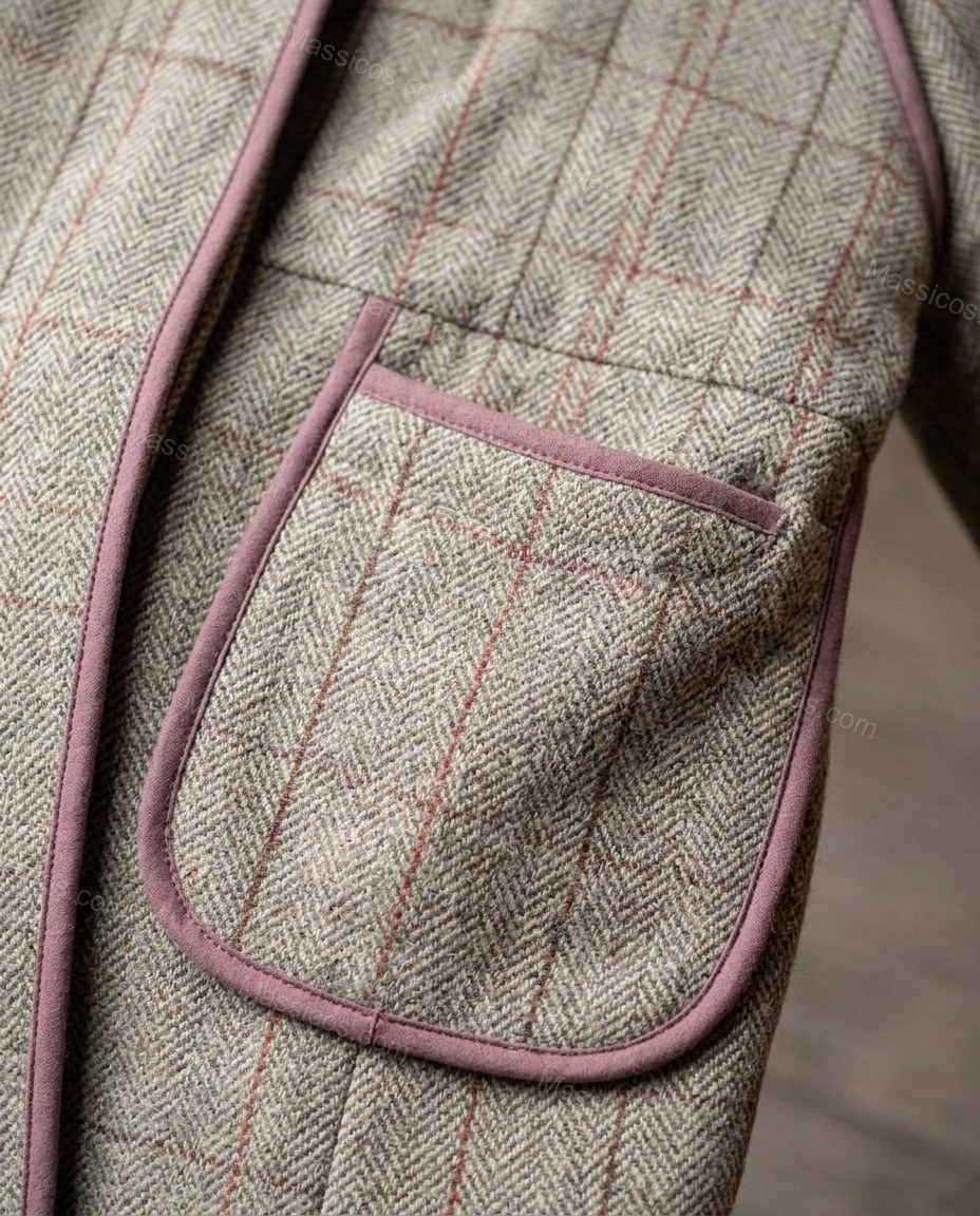 Grey Beige Plaid Coat, close-up of plaid, by Massicos