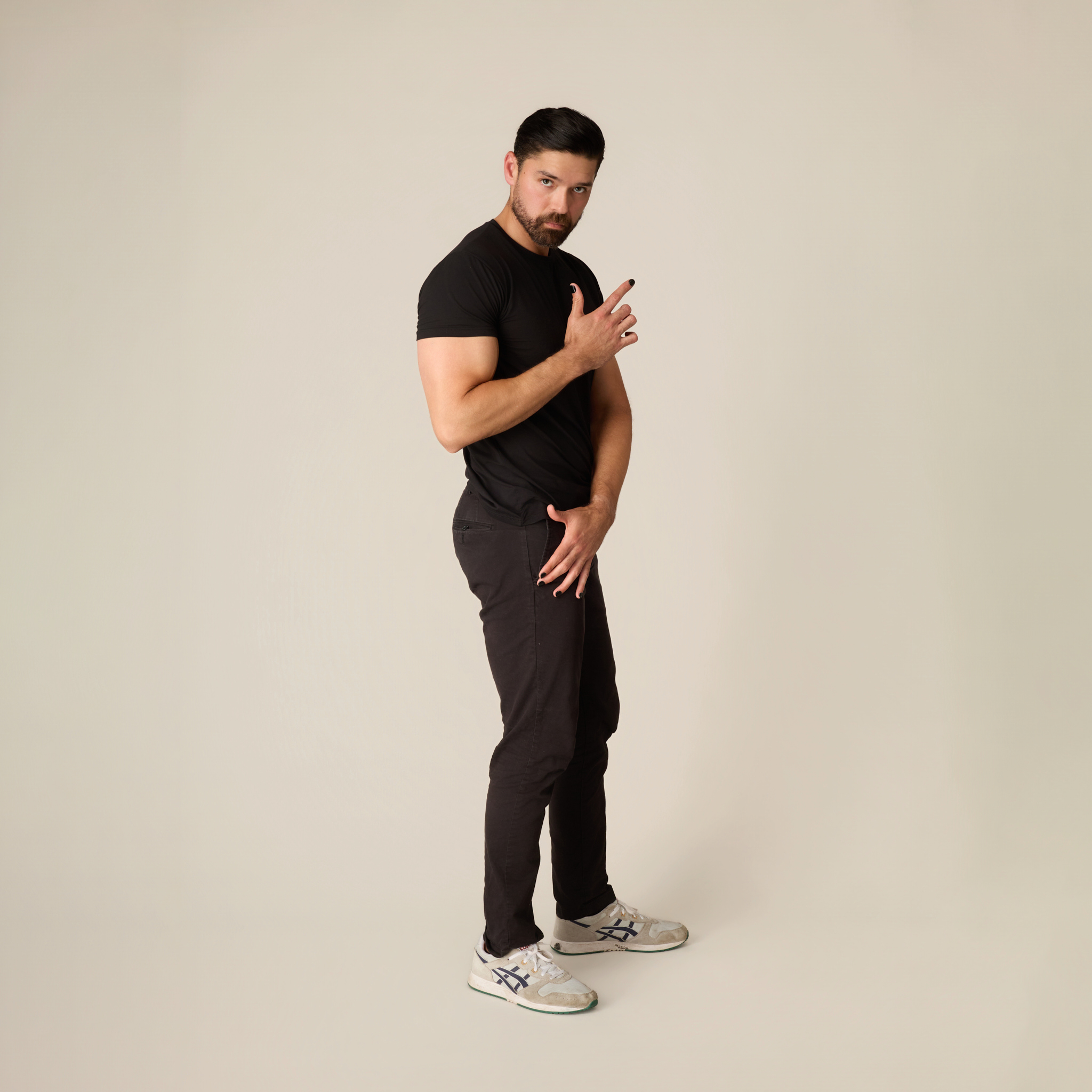 TUXEDO BLACK