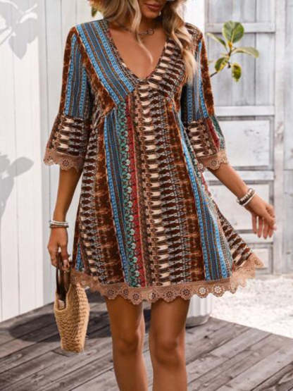 🌷🌷Lace Trim Printed V-Neck 3/4 Sleeve Dress