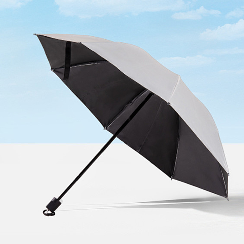 Sonnenschutz und Regenschutz