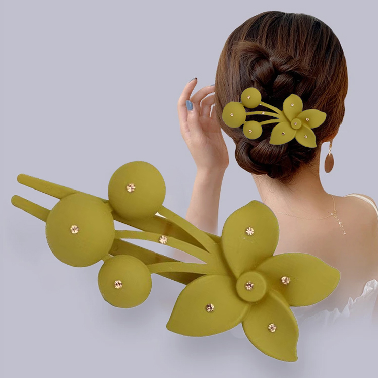 Elegáns és sokoldalú virágos csat 