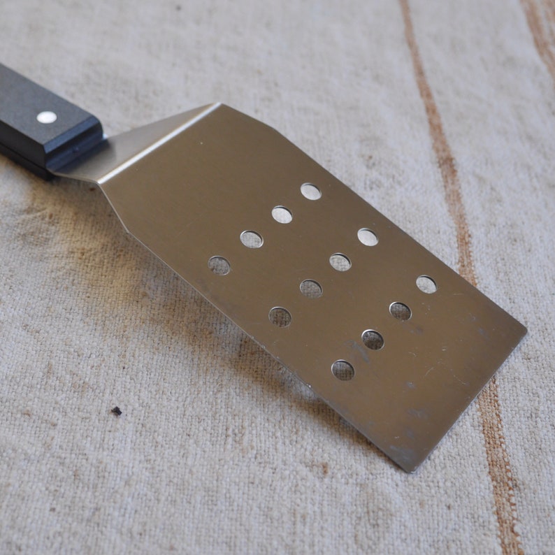 Professional Stainless Steel Spatula Drain Holes