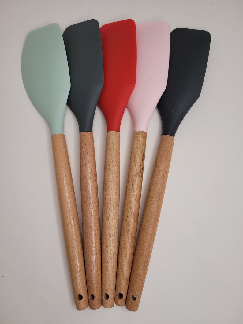 Personalized Engraved Silicone Scraper