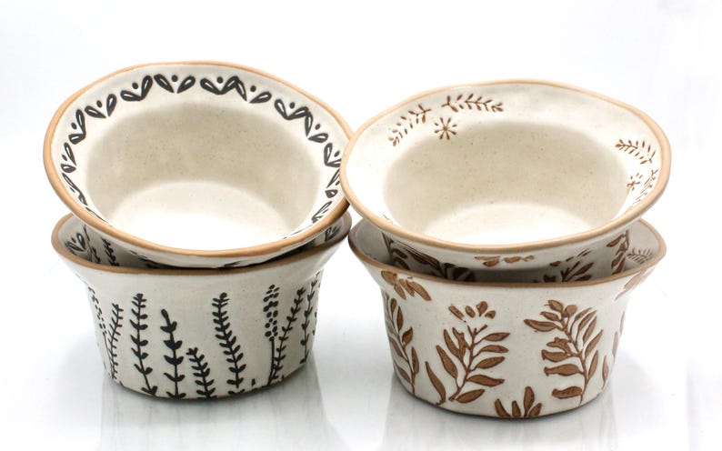 Whimsical Ceramic Baking Cup Beige with Floral Designs for Contemporary Farmhouse Decor