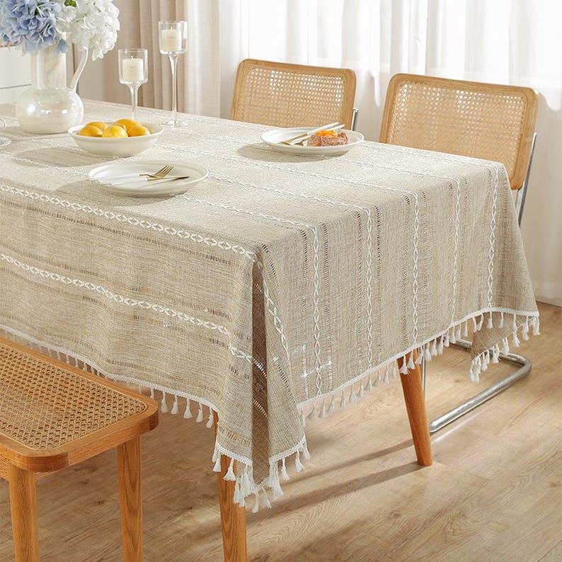 Cotton and Linen Tassel Everyday Dining Tablecloth