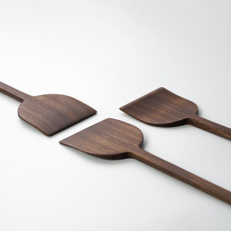 Wooden Walnut Long-Handled Shovel