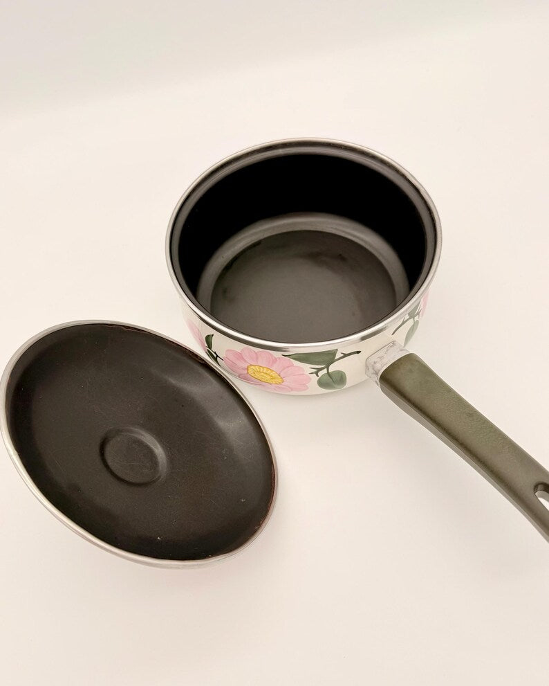 Vintage Wild Rose Country Style Milk Pan