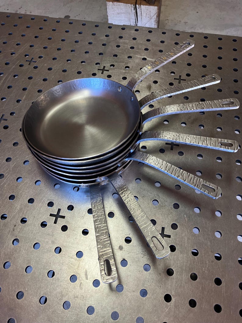 11-Inch Carbon Steel Frying Pan