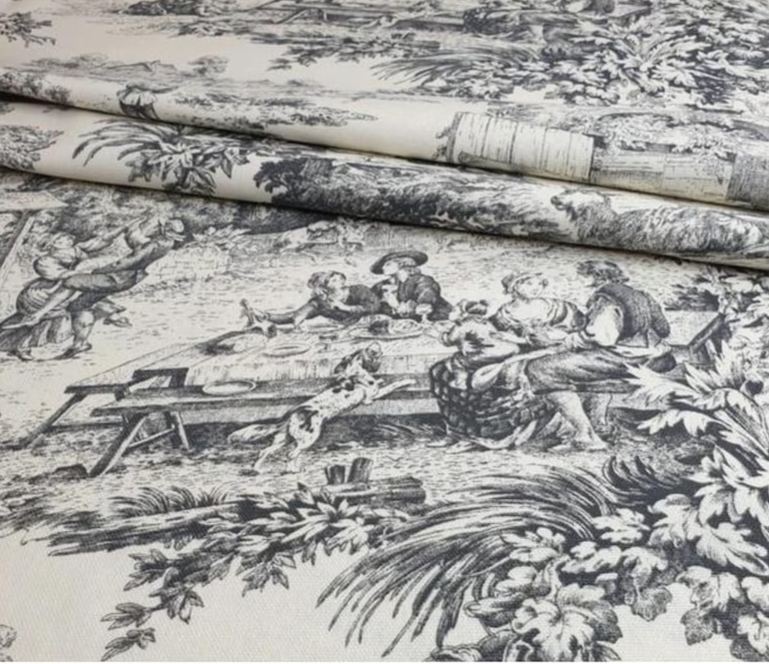 Printed Multi-Shape Cotton Tablecloth