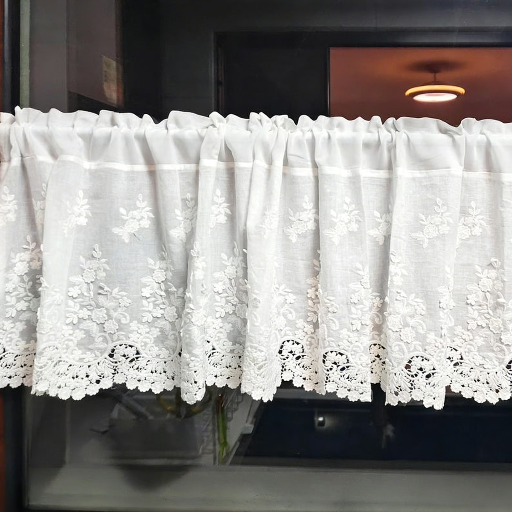 Rideau café en dentelle brodé cantonnière chic cuisine coton