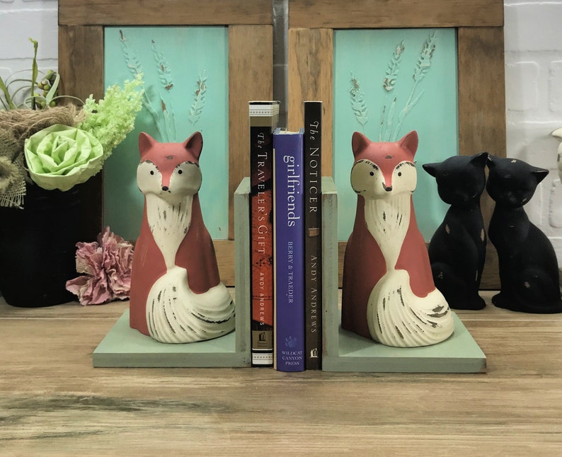 Fox Figurine Bookends Rustic Farmhouse Woodland Shelf Decor