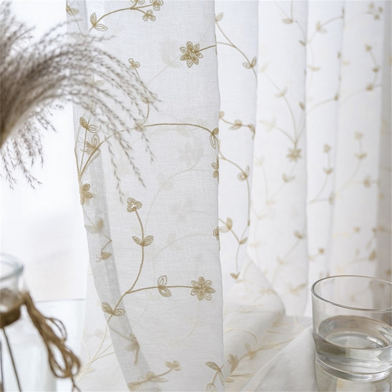 Rideaux en dentelle branches vert ivoire florales