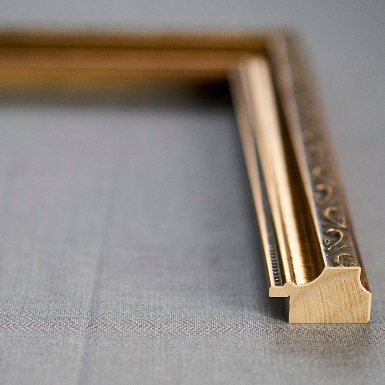 Gold Picture Frame Ornate Antique Solid Wood Traditional Wall Decor