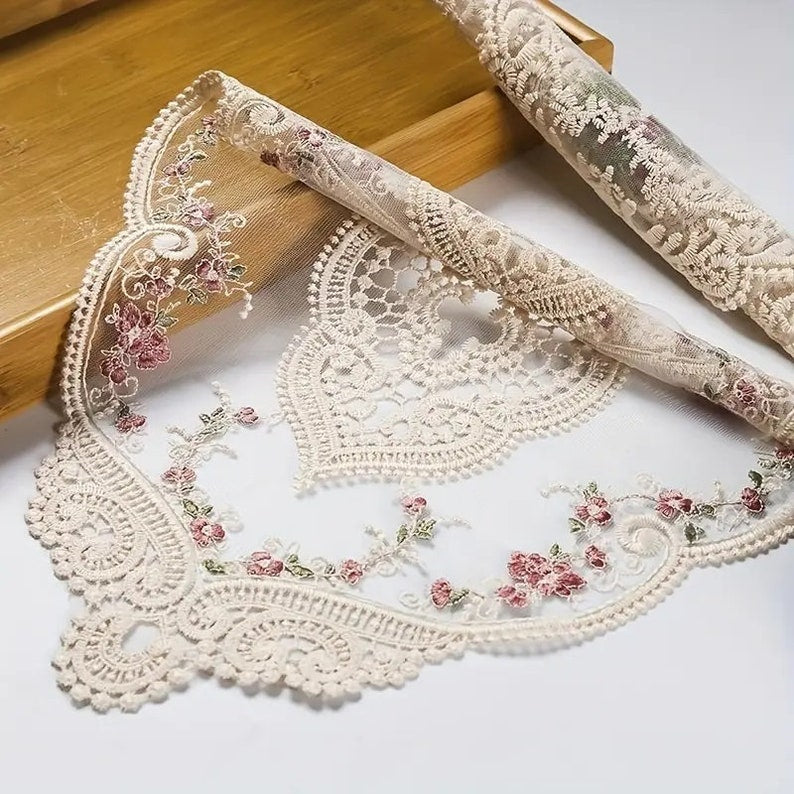 Sets de table en dentelle ovale romantique français brodé