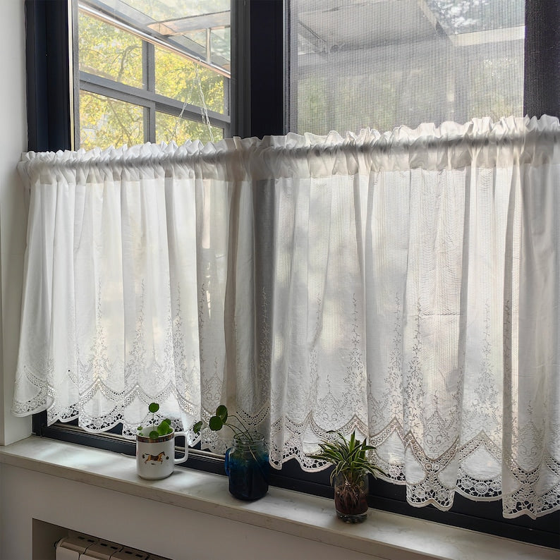 Rideau café en dentelle blanc vintage coton élégant filtrant lumière